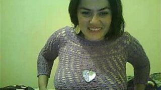 Ugly bich - porn video