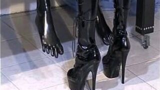 Hottie in lesbian domination scene - porn video